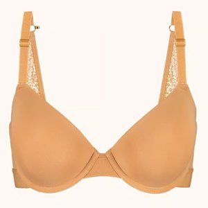 Lively Lace-Back T-Shirt Bra Beige